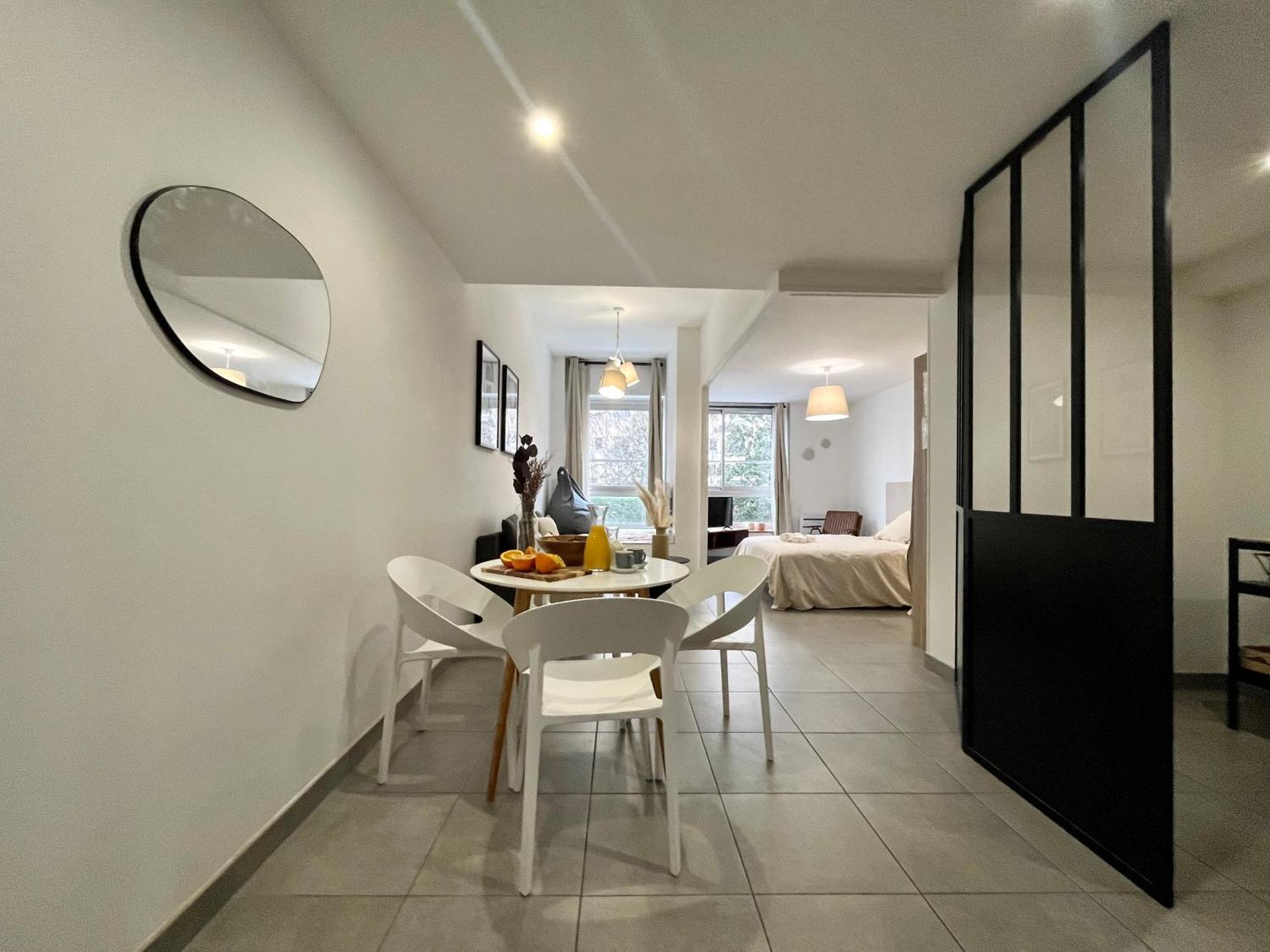 Suite Danbury 리옹 외부 사진